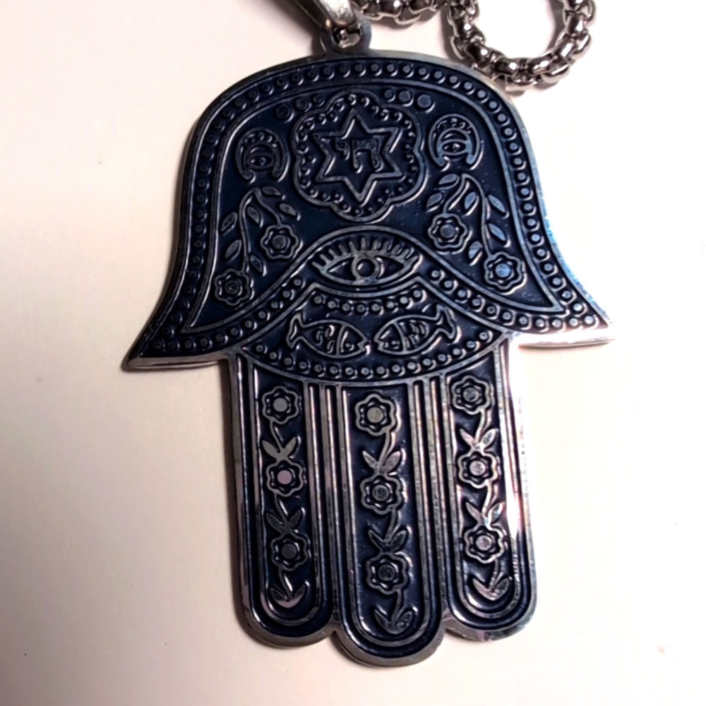 Hamsa Necklace of Silver Metal
